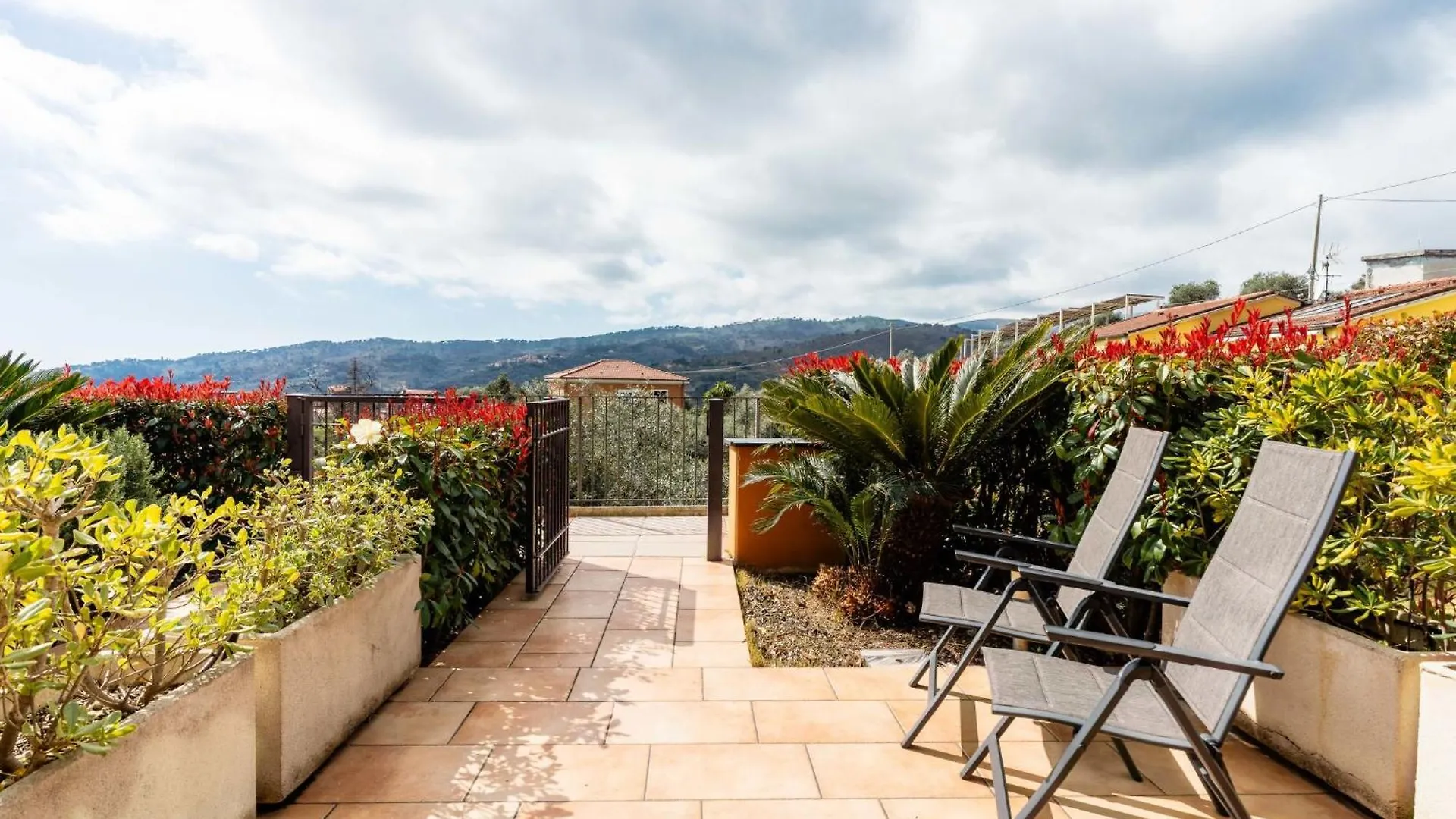 Apartment Casa Rita By Interhome Civezza